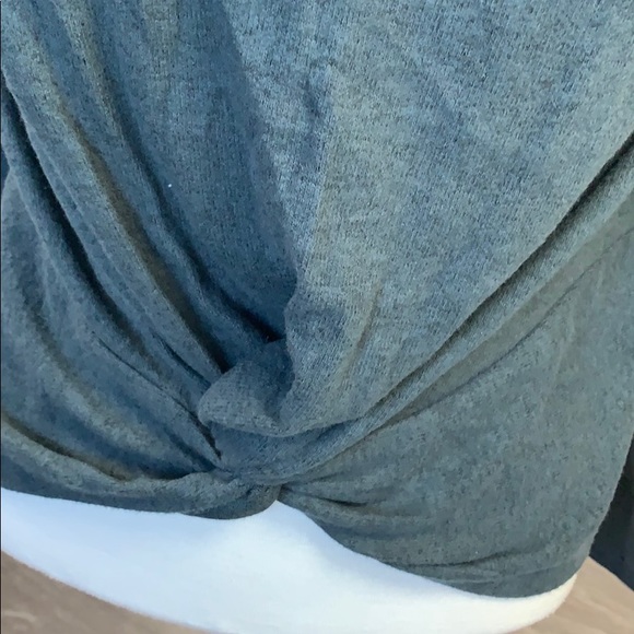 NWT v neck sweater - Picture 2 of 3